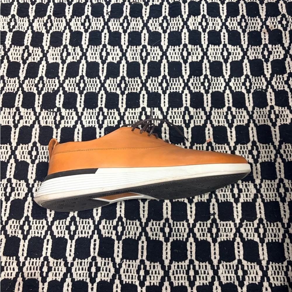 Wolf & Shepherd Leather Oxford Sneakers - Picture 3 of 7